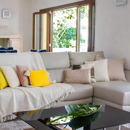 Apartment Imperial - Chalet Independiente En Marbella